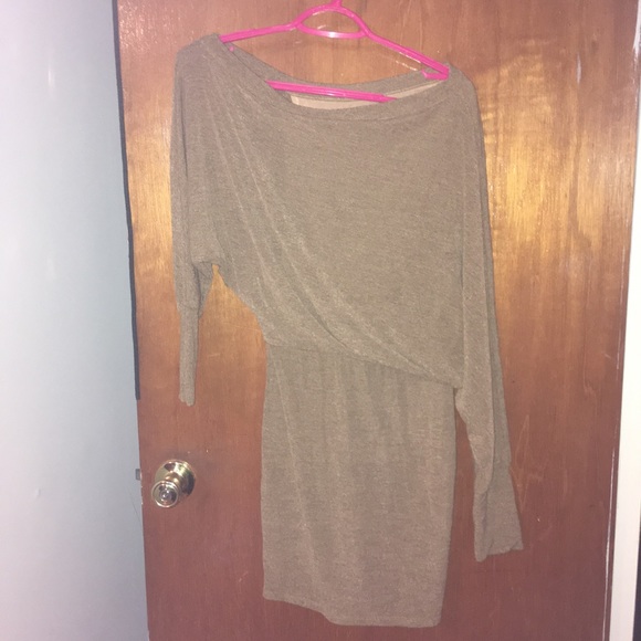 Free with purchase of $40 or more Fashionova dress - Picture 4 of 5